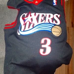 Allen Iverson jersey size L